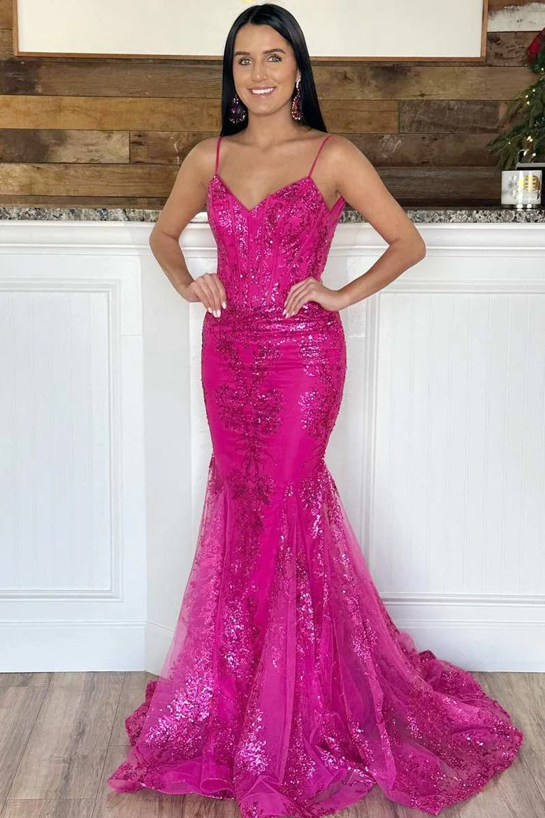 Vestido de fiesta de sirena con escote en V y apliques brillantes